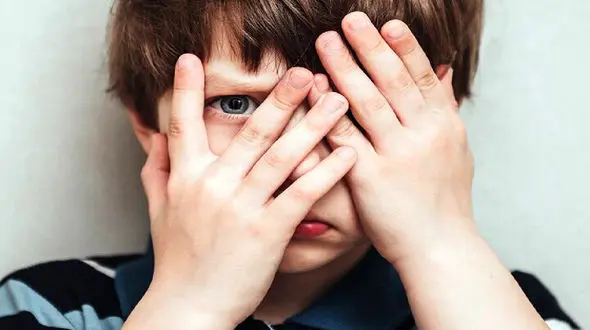 پرسش و پاسخ درباره تاثیر اخبار ناگوار بر روان کودک 