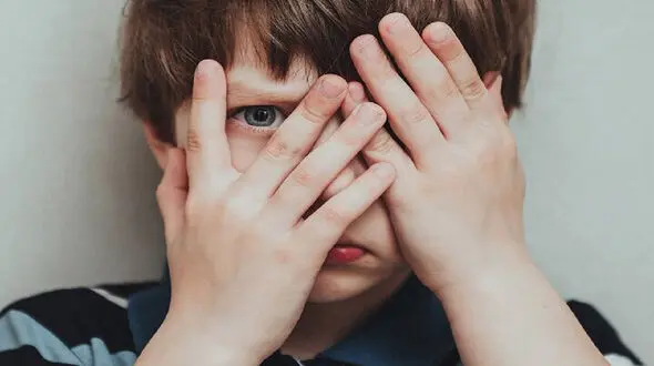 پرسش و پاسخ درباره تاثیر اخبار ناگوار بر روان کودک 