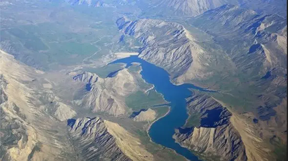 تهران چهارمین سال خشک را سپری می‌کند / خشک شدن سد لار کذب است