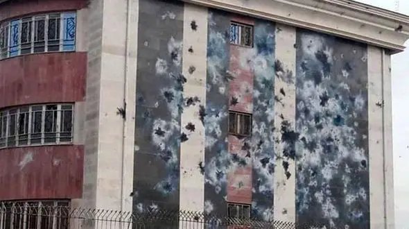 عکس / حمله داعش‌ وار به یک دبیرستان در چهارشنبه‌ سوری 