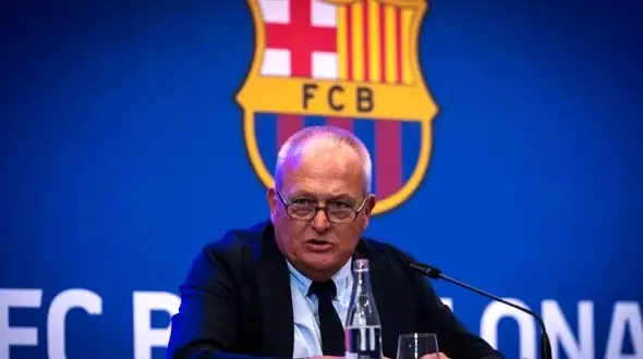  واکنش بارسلونا به نشت آب نوکمپ روی سر تماشاگران؛ خطرناک نبود! 