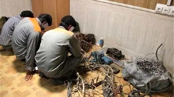 سارقانی که به سیم تلفن هم رحم نمی کردند