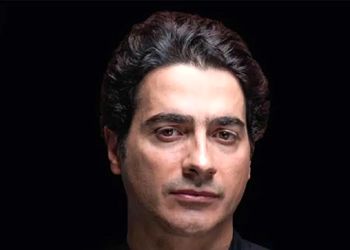فیلم آواز باشکوه همایون شجریان در کنسرتش / همه مات آهنگ شدند و همخوانی کردند!