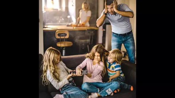 چرا فرزندان خانواده های پرجمعیت سلامت روانی بدتری دارند؟