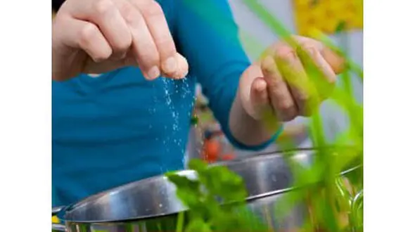 ترفندهای رفع شوری غذا
