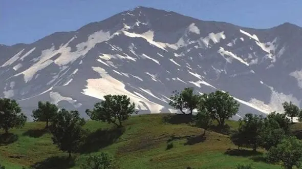 فیلم از زیبایی ارتفاعات زردکوه بختیاری