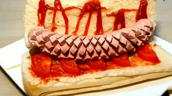 دوستداران ساندویچ سوسیس ببینند + فیلم