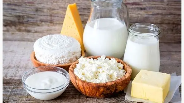 کدام لبنیات از نظر ارزش غذایی به شیر نزدیک تر است؟