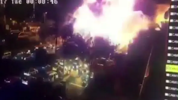 فیلم لحظه انفجار یک خودرو