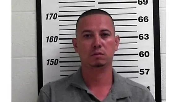 الیاس دختر 13 ساله را در ماشین لوکس خود حامله کرد! +عکس