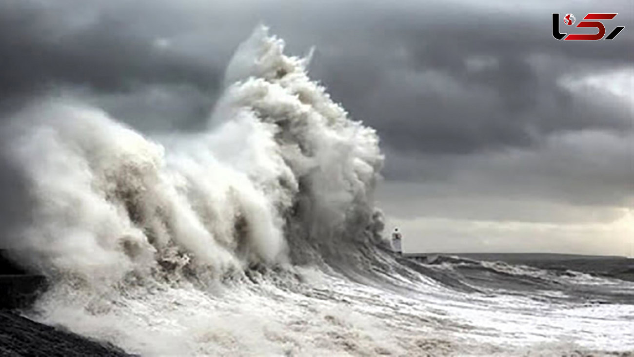 طوفان خانه ساحلی را از جا کند + فیلم