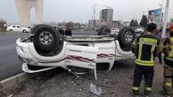 واژگونی خودرو سواری تویوتا هایلوکس  در  میدان مینودر قزوین + عکس