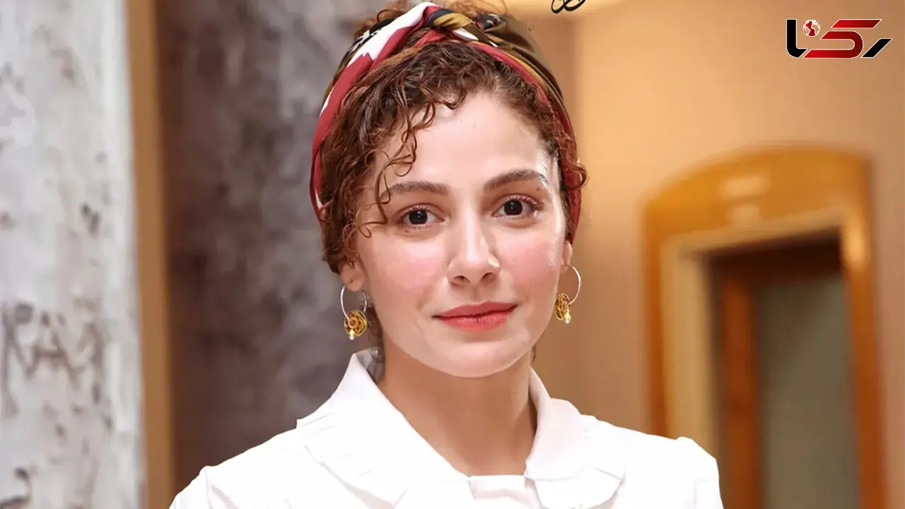 عکس / نگاهی به خانه زیبا و متفاوت مهتاب ثروتی / از آسانسور لاکچری تا رنگ خاص دیوار خانه خانم بازیگر