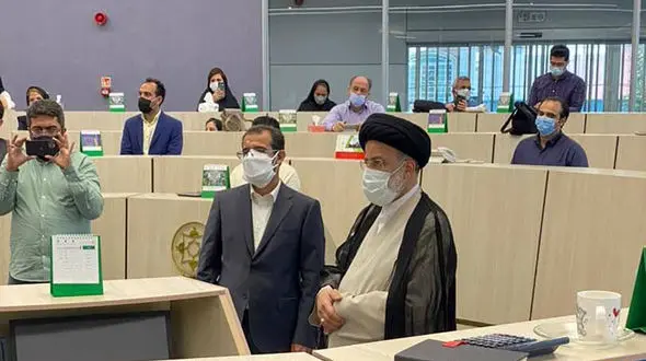 فوری/ ورود رییسی به تالار بورس سعادت آباد + فیلم