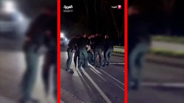 فیلم مهار تمساح ۴ متری توسط پلیس آمریکا