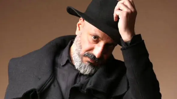 فیلم سکانس منشوری مخ زدن امیر جعفری در ماشین ! / چطور مجوز پخش گرفت ؟!