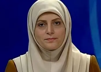 چهره جدید «سودابه حسنی دخت» گوینده شبکه خبر بعد 10 سال در 54 سالگی
