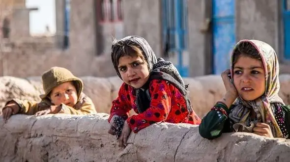 وضع نامناسب امنیت غذایی کودکان در ایران/  کودکان 5 استان در شرایط فقر غذایی