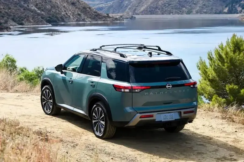 نیسان پث‌فایندر