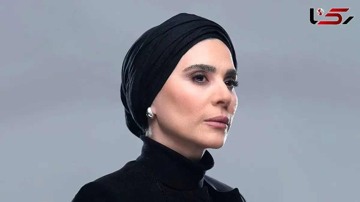 استایل خیابانی سحر دولتشاهی با کیف لاکچری شنل! 