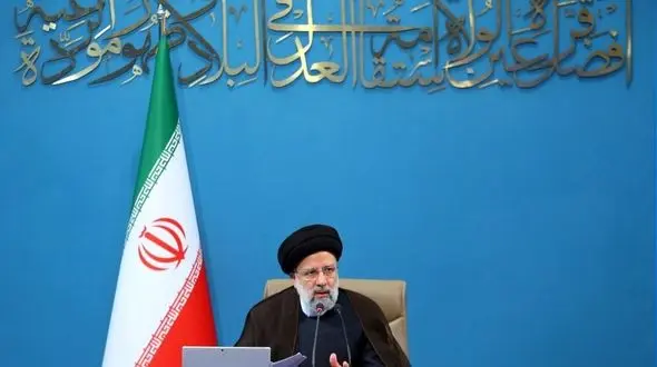  رئیس جمهور: تمام کسانی که تخلف آنها در فولاد مبارکه محرز شده از کار برکنار شوند