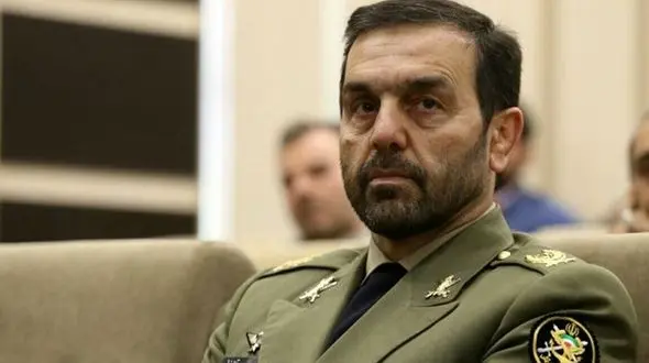 تیم های تخصصی بررسی سانحه در محل سقوط هواپیما هستند/ یک نفر زنده مانده است