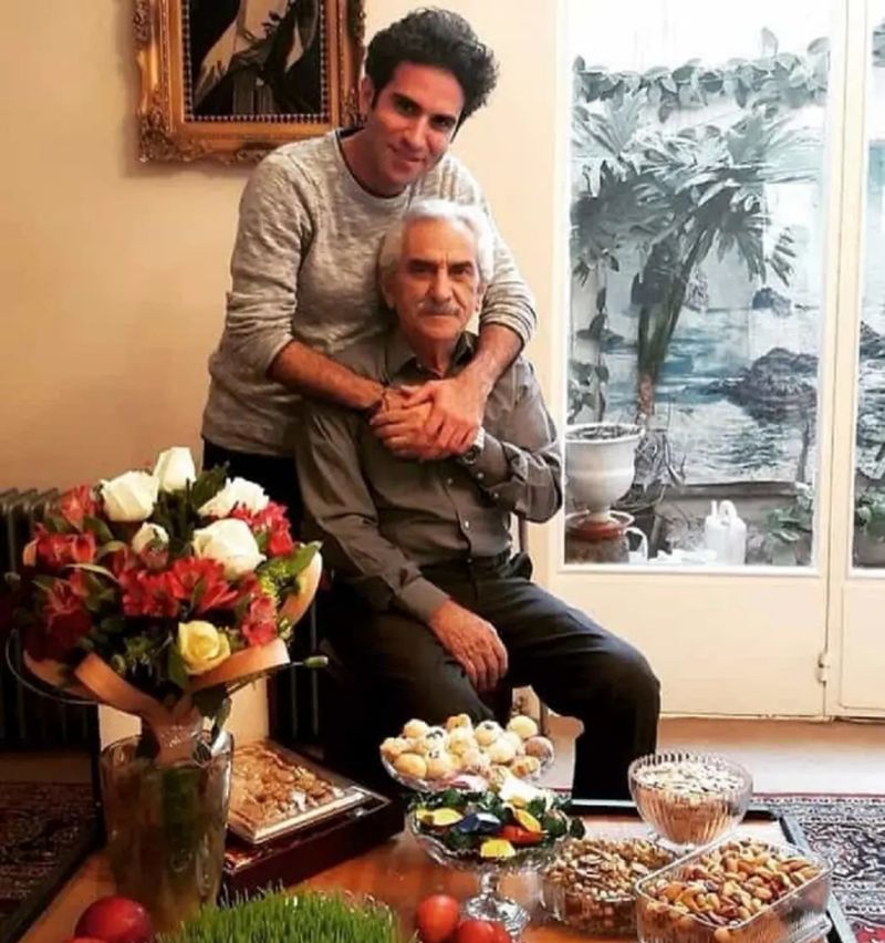 هوتن شکیبا و پدرش