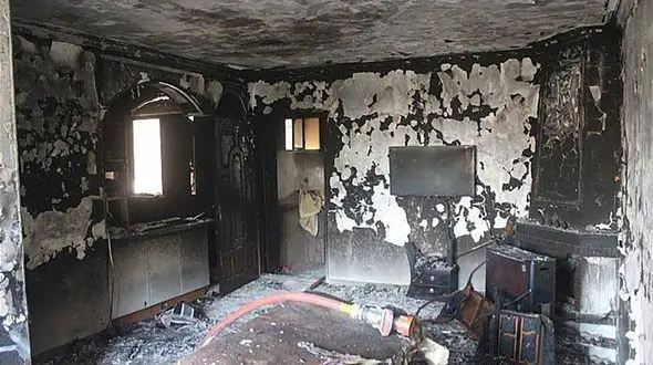 آتش سوزی یک خانه در زرند