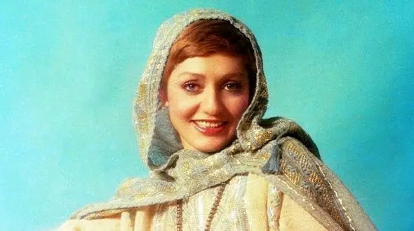  سفر به ایام قدیم/ تیپ و چهره متفاوت «چنگیز وثوقی و گوگوش»/ سال 54