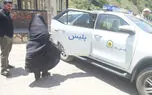 جاماندن زن ۷۵ ساله از کاروان تشییع رهبری شهید در جاده چالوس / ماموران پلیس راه فرشتگان نجاتش شدند + عکس ها