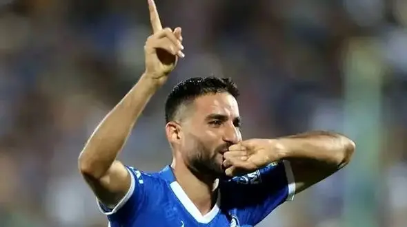 مهرداد محمدی دوباره از لیست استقلال خارج شد!