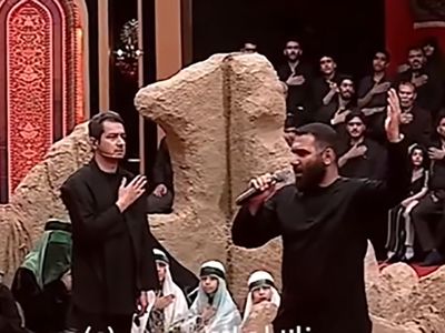 فیلم مداحی باشکوه شرکت کننده حسینیه معلی/ اشک از چشم همه سرازیر شد / یا اباعبدالله آقای من ...!