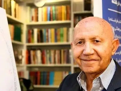 فیلم/ نظر دکتر الهی قمشه‌ای درمورد جایگاه زن: ای‌کاش که مرد ها بدونن چقدر نعمته که خداوند زن آفریده...