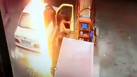 فیلم لحظه آتش سوزی پرشیا در پمپ بنزین / فرار از مرگ مرد جوان و 2 کودکش