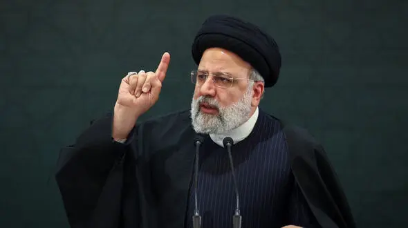 رئیسی: دورانی که برخی می‌گفتند روی موشک‌ها شعار مرگ بر اسرائیل ننویسید،‌ گذشت
