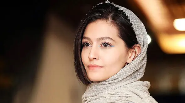 عکسی زشت از پردیس احمدیه ! / دور از شان از خانم بازیگر مدلینگ  !