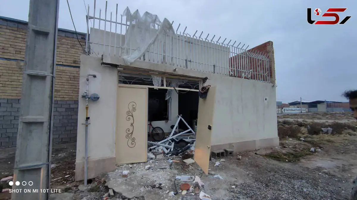 نشت گاز پیک‌نیک در تبریز باعث انفجار خانه شد / مصدومان به بیمارستان منتقل شدند