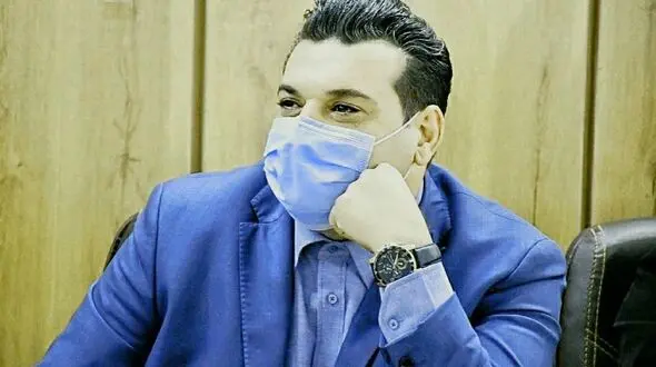تلاش‌های بی‌سرانجام رژیم شاه یک روز پس از پیروزی انقلاب در خرم‌آباد/ سرسختی و پایبندی به آموزه‌ها، از ویژگی‌های جوانان آن دوران بود
