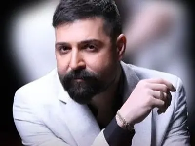 دانلود آواز احساسی حمید هیراد / آواز عاشقانه  «عاشقانه میزند دل به سینه سنگ تو» 