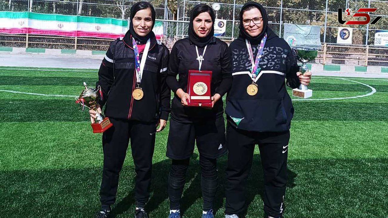 فتح جام مسابقات مینی فوتبال بانوان به دست دختران مرندی