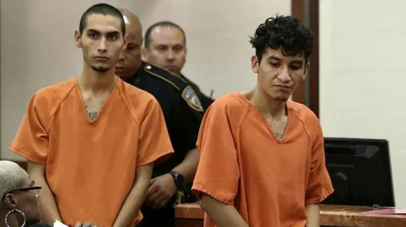 قتل فجیع 8 دختر دانش‌آموز در مراسم شیطانی /بلای ناجوری که قبل از مرگ سر این دختران نوجوان می آمد+عکس