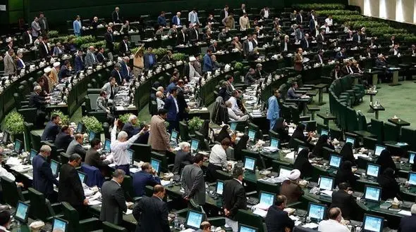 بازدید از بیمارستان کرونایی توسط نمایندگان تهران / قالیباف سدشکن بود