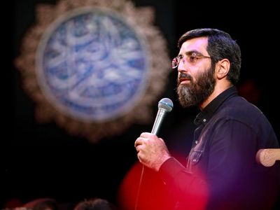 فیلم مداحی باشکوه سید رضا نریمانی در شب دوم محرم / ماشاءالله به شکوه شاه !