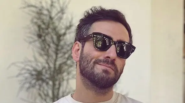 نیما شعبان نژاد فالگیر شد/ آقایون خانوما یه فال از ما بخرید 