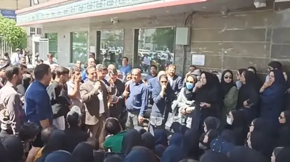 ۲ نفر از اخلالگران نظم تجمعات پرستاران اراک دستگیر شدند