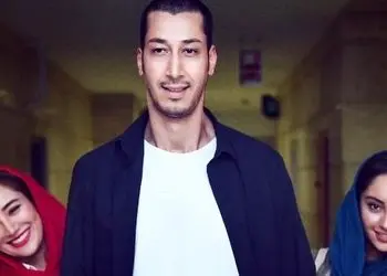 فیلم / عاشقانه‎ های ترکی بهرام افشاری در سکانس خنده دار فیلم «کارگر ساده نیازمندیم»