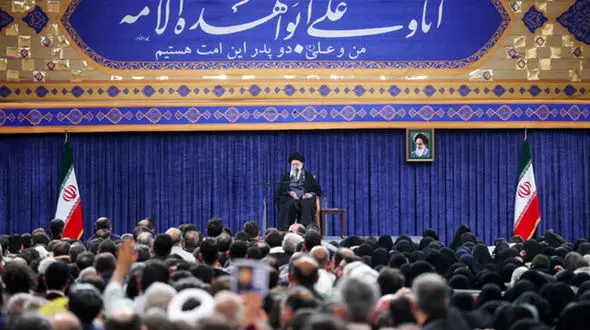 در مقابل جنگ نرم دشمن بی‌تفاوت نباشیم با همراهی مردم دشمن را به زانو در می‌آوریم