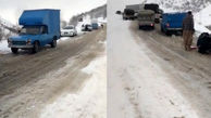  بارش برف و گرفتاری چندین خودرو در محور سقز _مریوان + فیلم
