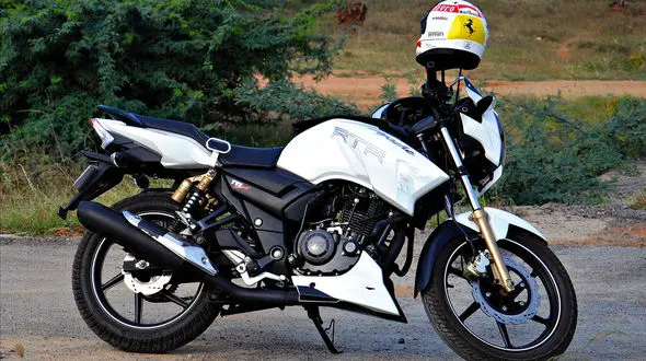 قیمت آپاچی ، کاوازاکی و انواع دیگر موتورسیکلت در بازار