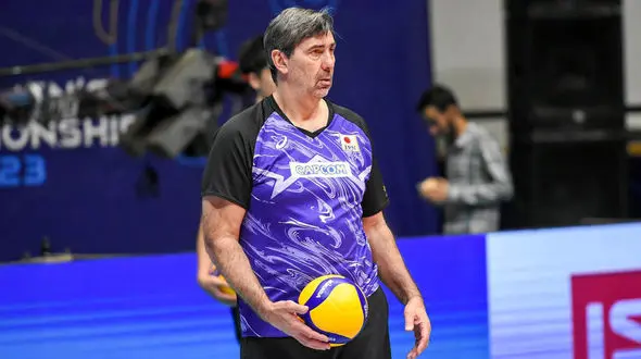 بیلین: منتظرم تماشاگران زیادی را در سالن ارومیه ببینم/ پاسخ جالب سرمربی والیبال ژاپن به مصاف احتمالی با ایران!